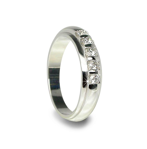 Elegant 5-Stone 0.40 CT Diamond Wedding Ring Directly from Italy
