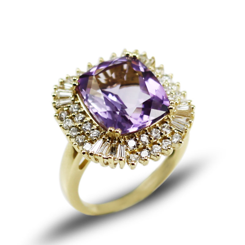 Cushion 7.60 CT Purple Amethyst Bridal Ring with 2 Carat Diamonds